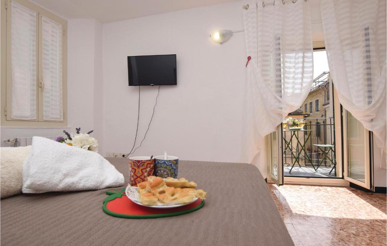 Amazing Apartment In Albenga With Wifi Exterior photo